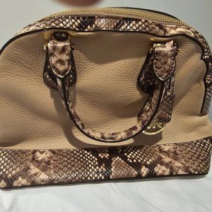 Michael Kors Smythe Satchel